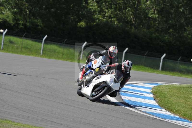 Motorcycle action photographs;donington;donington park leicestershire;donington photographs;event digital images;eventdigitalimages;no limits trackday;peter wileman photography;trackday;trackday digital images;trackday photos