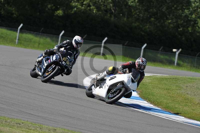 Motorcycle action photographs;donington;donington park leicestershire;donington photographs;event digital images;eventdigitalimages;no limits trackday;peter wileman photography;trackday;trackday digital images;trackday photos