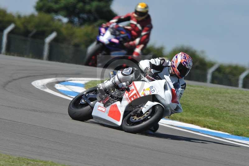 Motorcycle action photographs;donington;donington park leicestershire;donington photographs;event digital images;eventdigitalimages;no limits trackday;peter wileman photography;trackday;trackday digital images;trackday photos