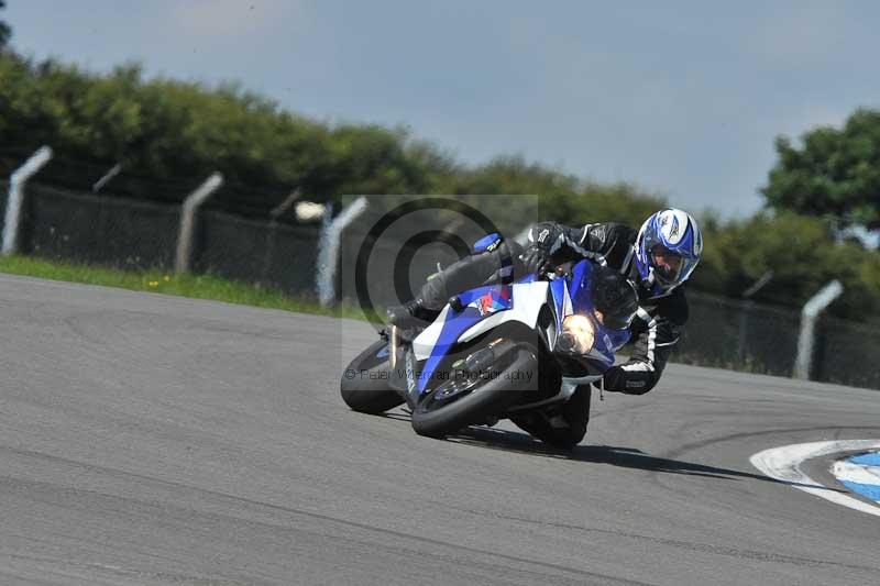 Motorcycle action photographs;donington;donington park leicestershire;donington photographs;event digital images;eventdigitalimages;no limits trackday;peter wileman photography;trackday;trackday digital images;trackday photos