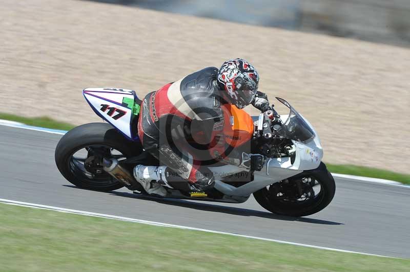 Motorcycle action photographs;donington;donington park leicestershire;donington photographs;event digital images;eventdigitalimages;no limits trackday;peter wileman photography;trackday;trackday digital images;trackday photos
