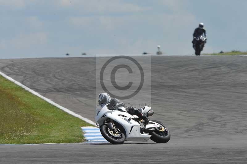 Motorcycle action photographs;donington;donington park leicestershire;donington photographs;event digital images;eventdigitalimages;no limits trackday;peter wileman photography;trackday;trackday digital images;trackday photos