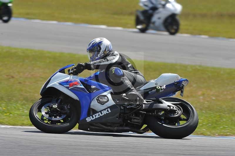 Motorcycle action photographs;donington;donington park leicestershire;donington photographs;event digital images;eventdigitalimages;no limits trackday;peter wileman photography;trackday;trackday digital images;trackday photos