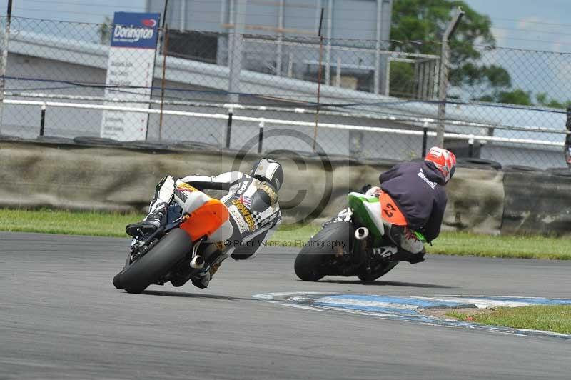 Motorcycle action photographs;donington;donington park leicestershire;donington photographs;event digital images;eventdigitalimages;no limits trackday;peter wileman photography;trackday;trackday digital images;trackday photos