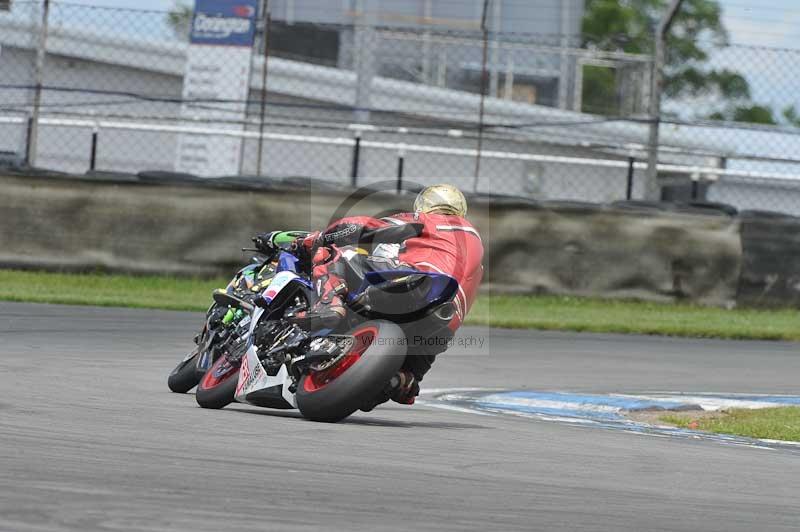 Motorcycle action photographs;donington;donington park leicestershire;donington photographs;event digital images;eventdigitalimages;no limits trackday;peter wileman photography;trackday;trackday digital images;trackday photos