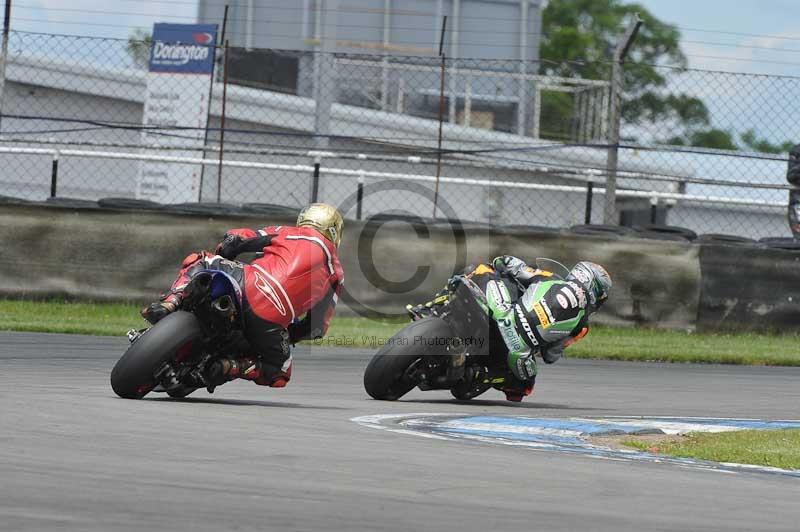 Motorcycle action photographs;donington;donington park leicestershire;donington photographs;event digital images;eventdigitalimages;no limits trackday;peter wileman photography;trackday;trackday digital images;trackday photos