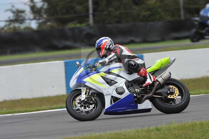Motorcycle action photographs;donington;donington park leicestershire;donington photographs;event digital images;eventdigitalimages;no limits trackday;peter wileman photography;trackday;trackday digital images;trackday photos