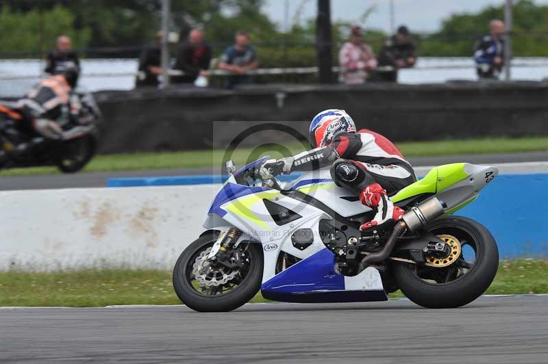 Motorcycle action photographs;donington;donington park leicestershire;donington photographs;event digital images;eventdigitalimages;no limits trackday;peter wileman photography;trackday;trackday digital images;trackday photos