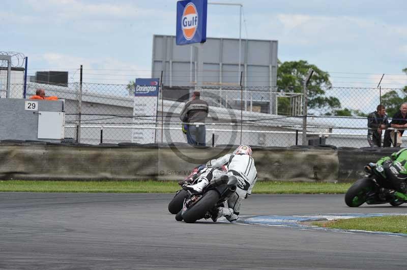 Motorcycle action photographs;donington;donington park leicestershire;donington photographs;event digital images;eventdigitalimages;no limits trackday;peter wileman photography;trackday;trackday digital images;trackday photos
