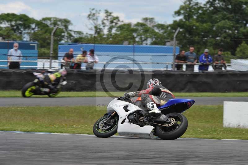 Motorcycle action photographs;donington;donington park leicestershire;donington photographs;event digital images;eventdigitalimages;no limits trackday;peter wileman photography;trackday;trackday digital images;trackday photos