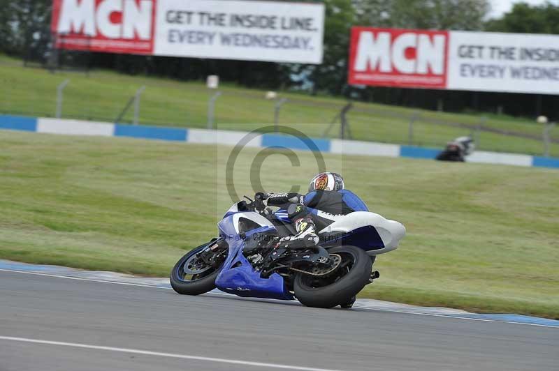 Motorcycle action photographs;donington;donington park leicestershire;donington photographs;event digital images;eventdigitalimages;no limits trackday;peter wileman photography;trackday;trackday digital images;trackday photos