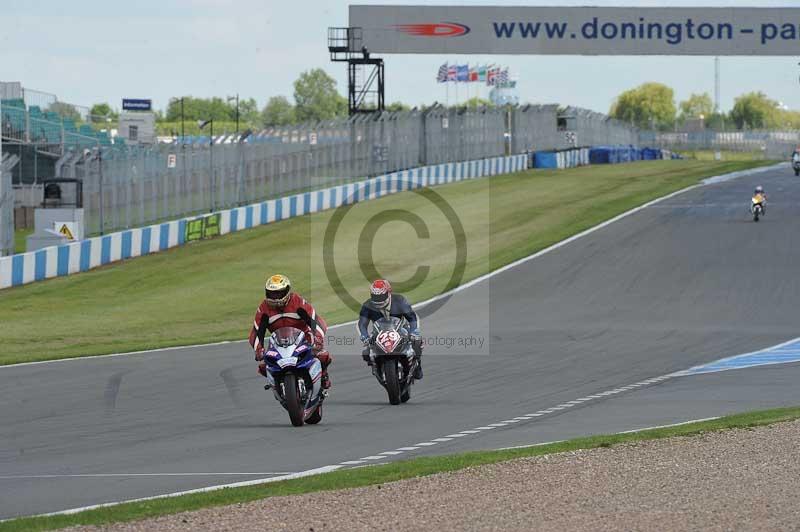 Motorcycle action photographs;donington;donington park leicestershire;donington photographs;event digital images;eventdigitalimages;no limits trackday;peter wileman photography;trackday;trackday digital images;trackday photos