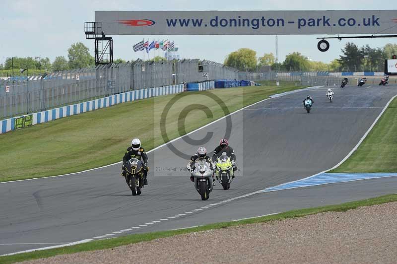 Motorcycle action photographs;donington;donington park leicestershire;donington photographs;event digital images;eventdigitalimages;no limits trackday;peter wileman photography;trackday;trackday digital images;trackday photos