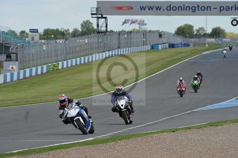 Motorcycle action photographs;donington;donington park leicestershire;donington photographs;event digital images;eventdigitalimages;no limits trackday;peter wileman photography;trackday;trackday digital images;trackday photos