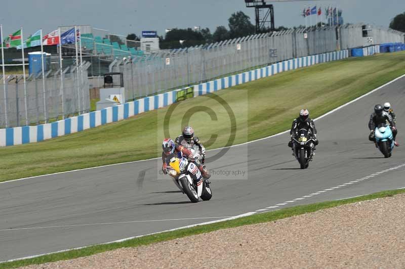 Motorcycle action photographs;donington;donington park leicestershire;donington photographs;event digital images;eventdigitalimages;no limits trackday;peter wileman photography;trackday;trackday digital images;trackday photos