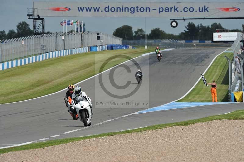 Motorcycle action photographs;donington;donington park leicestershire;donington photographs;event digital images;eventdigitalimages;no limits trackday;peter wileman photography;trackday;trackday digital images;trackday photos