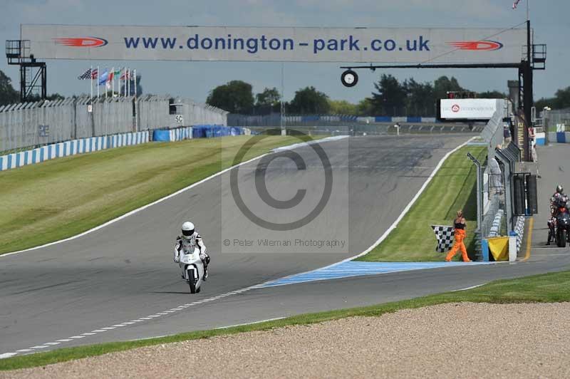 Motorcycle action photographs;donington;donington park leicestershire;donington photographs;event digital images;eventdigitalimages;no limits trackday;peter wileman photography;trackday;trackday digital images;trackday photos