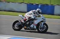 Motorcycle-action-photographs;donington;donington-park-leicestershire;donington-photographs;event-digital-images;eventdigitalimages;no-limits-trackday;peter-wileman-photography;trackday;trackday-digital-images;trackday-photos