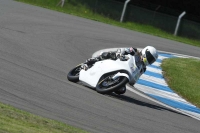 Motorcycle-action-photographs;donington;donington-park-leicestershire;donington-photographs;event-digital-images;eventdigitalimages;no-limits-trackday;peter-wileman-photography;trackday;trackday-digital-images;trackday-photos