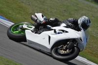 Motorcycle-action-photographs;donington;donington-park-leicestershire;donington-photographs;event-digital-images;eventdigitalimages;no-limits-trackday;peter-wileman-photography;trackday;trackday-digital-images;trackday-photos