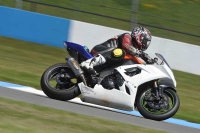 Motorcycle-action-photographs;donington;donington-park-leicestershire;donington-photographs;event-digital-images;eventdigitalimages;no-limits-trackday;peter-wileman-photography;trackday;trackday-digital-images;trackday-photos