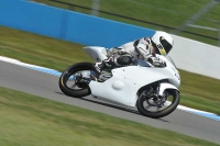 Motorcycle-action-photographs;donington;donington-park-leicestershire;donington-photographs;event-digital-images;eventdigitalimages;no-limits-trackday;peter-wileman-photography;trackday;trackday-digital-images;trackday-photos