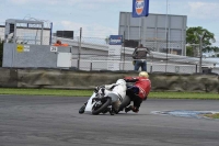 Motorcycle-action-photographs;donington;donington-park-leicestershire;donington-photographs;event-digital-images;eventdigitalimages;no-limits-trackday;peter-wileman-photography;trackday;trackday-digital-images;trackday-photos