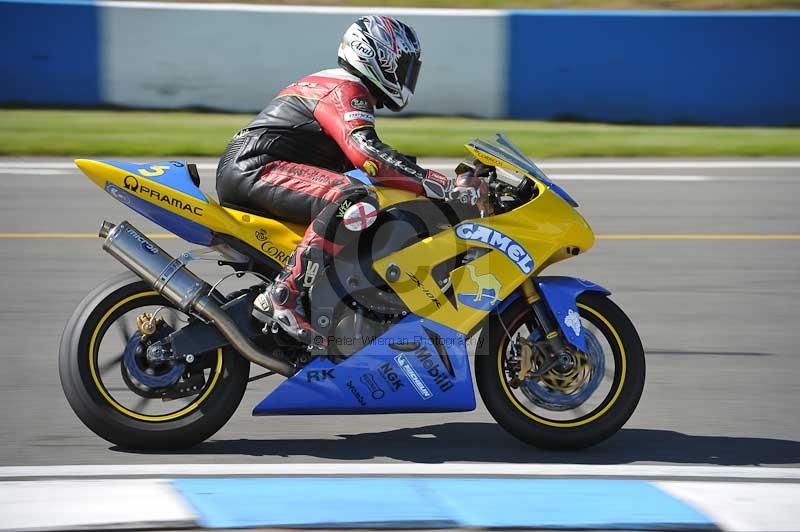 Motorcycle action photographs;donington;donington park leicestershire;donington photographs;event digital images;eventdigitalimages;no limits trackday;peter wileman photography;trackday;trackday digital images;trackday photos