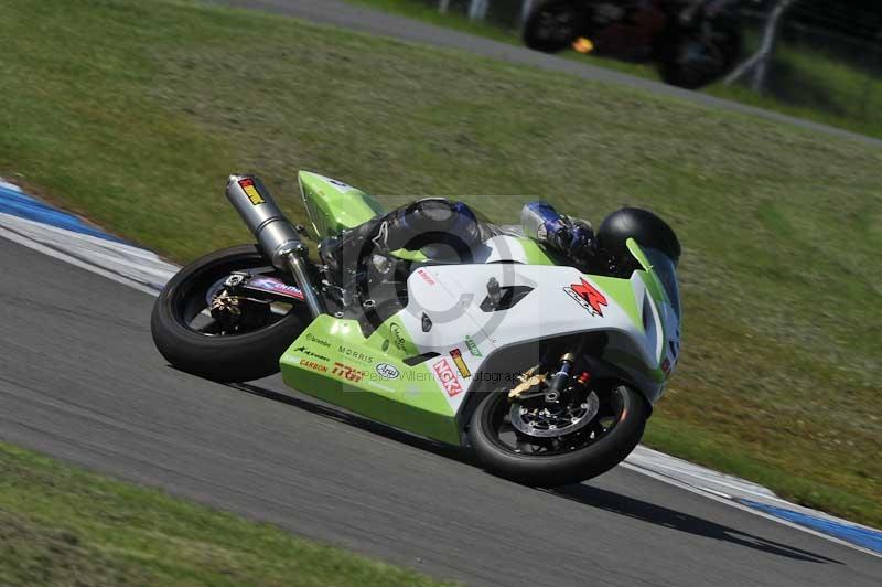 Motorcycle action photographs;donington;donington park leicestershire;donington photographs;event digital images;eventdigitalimages;no limits trackday;peter wileman photography;trackday;trackday digital images;trackday photos