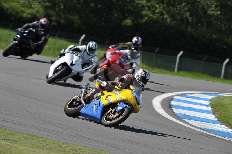 Motorcycle action photographs;donington;donington park leicestershire;donington photographs;event digital images;eventdigitalimages;no limits trackday;peter wileman photography;trackday;trackday digital images;trackday photos