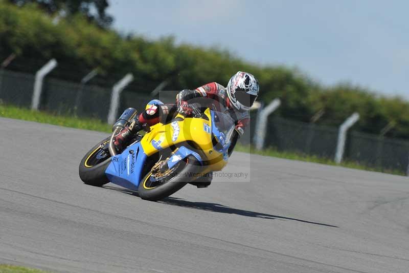 Motorcycle action photographs;donington;donington park leicestershire;donington photographs;event digital images;eventdigitalimages;no limits trackday;peter wileman photography;trackday;trackday digital images;trackday photos