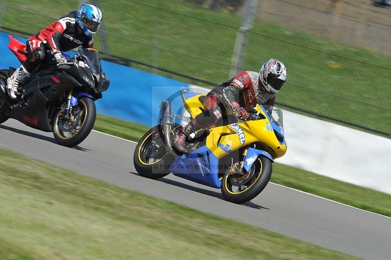 Motorcycle action photographs;donington;donington park leicestershire;donington photographs;event digital images;eventdigitalimages;no limits trackday;peter wileman photography;trackday;trackday digital images;trackday photos