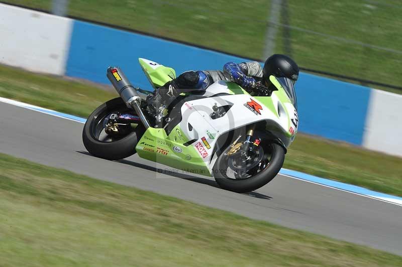Motorcycle action photographs;donington;donington park leicestershire;donington photographs;event digital images;eventdigitalimages;no limits trackday;peter wileman photography;trackday;trackday digital images;trackday photos
