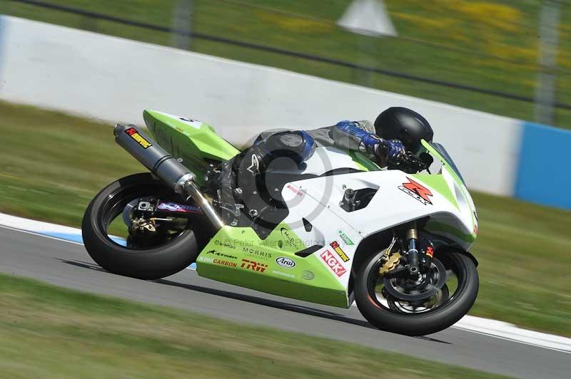 Motorcycle action photographs;donington;donington park leicestershire;donington photographs;event digital images;eventdigitalimages;no limits trackday;peter wileman photography;trackday;trackday digital images;trackday photos