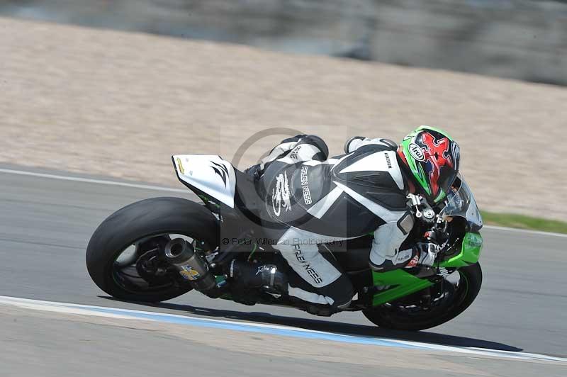 Motorcycle action photographs;donington;donington park leicestershire;donington photographs;event digital images;eventdigitalimages;no limits trackday;peter wileman photography;trackday;trackday digital images;trackday photos