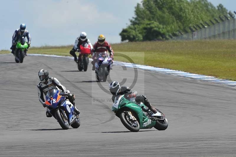 Motorcycle action photographs;donington;donington park leicestershire;donington photographs;event digital images;eventdigitalimages;no limits trackday;peter wileman photography;trackday;trackday digital images;trackday photos