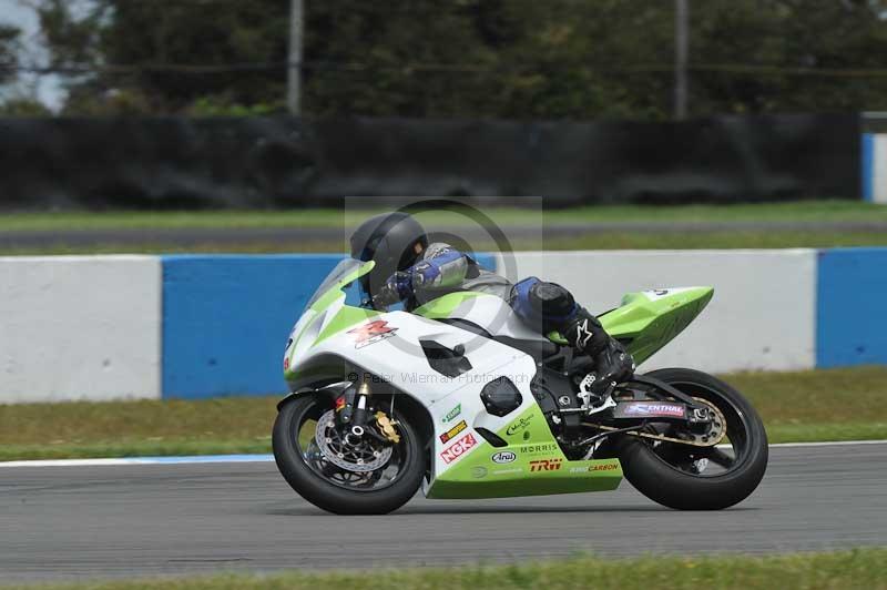 Motorcycle action photographs;donington;donington park leicestershire;donington photographs;event digital images;eventdigitalimages;no limits trackday;peter wileman photography;trackday;trackday digital images;trackday photos