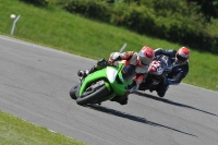 Motorcycle-action-photographs;donington;donington-park-leicestershire;donington-photographs;event-digital-images;eventdigitalimages;no-limits-trackday;peter-wileman-photography;trackday;trackday-digital-images;trackday-photos