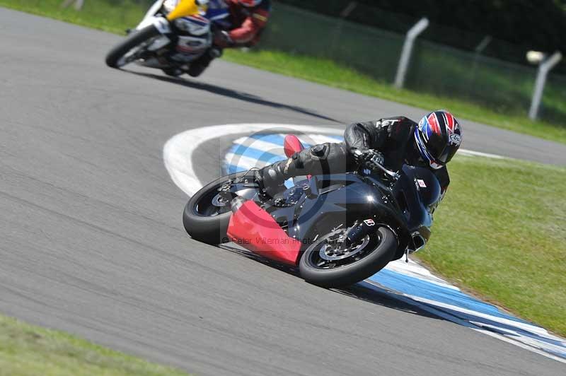 Motorcycle action photographs;donington;donington park leicestershire;donington photographs;event digital images;eventdigitalimages;no limits trackday;peter wileman photography;trackday;trackday digital images;trackday photos