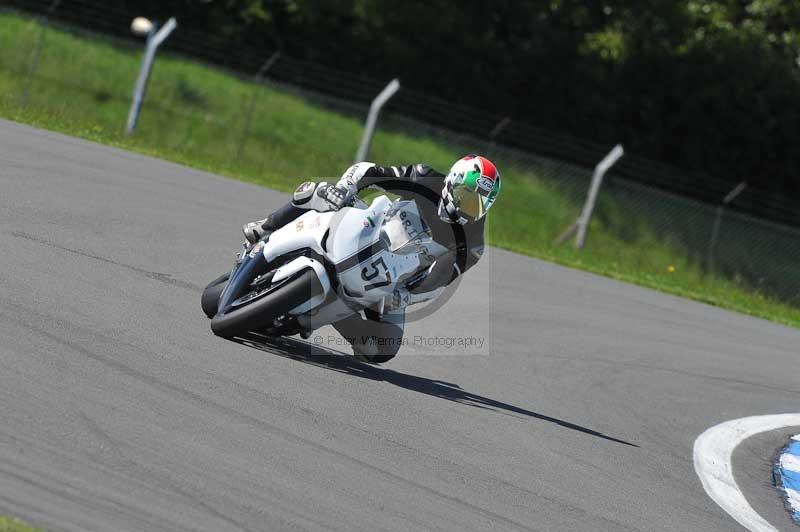 Motorcycle action photographs;donington;donington park leicestershire;donington photographs;event digital images;eventdigitalimages;no limits trackday;peter wileman photography;trackday;trackday digital images;trackday photos