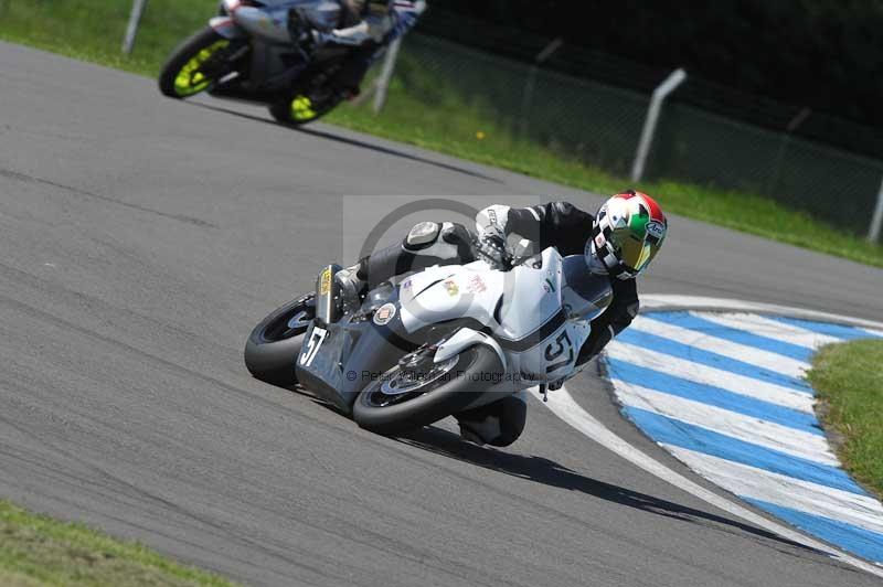Motorcycle action photographs;donington;donington park leicestershire;donington photographs;event digital images;eventdigitalimages;no limits trackday;peter wileman photography;trackday;trackday digital images;trackday photos