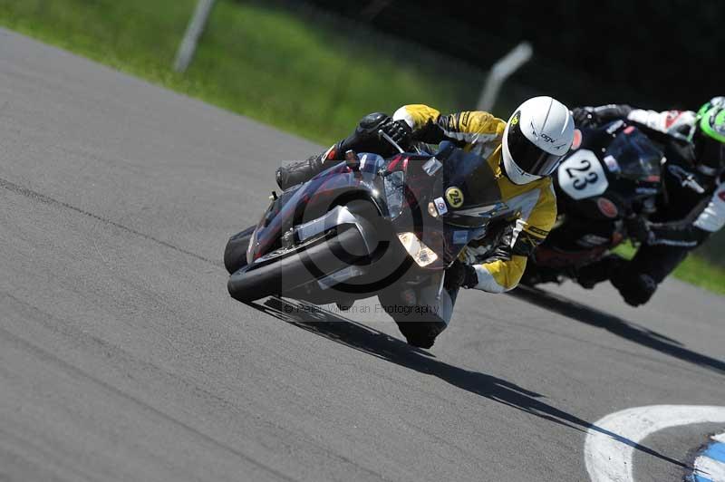 Motorcycle action photographs;donington;donington park leicestershire;donington photographs;event digital images;eventdigitalimages;no limits trackday;peter wileman photography;trackday;trackday digital images;trackday photos