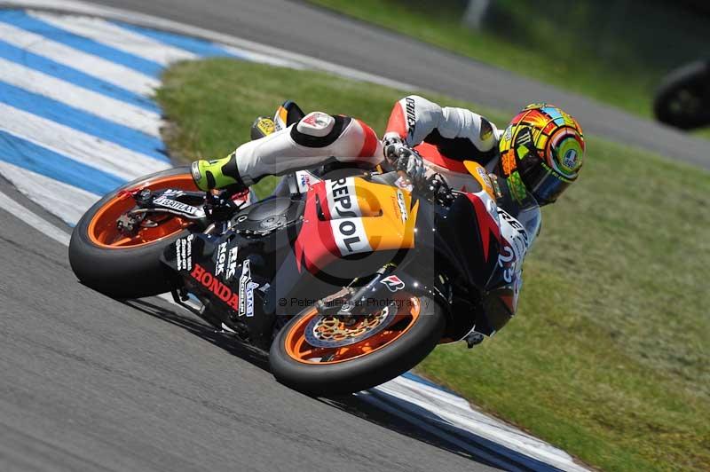 Motorcycle action photographs;donington;donington park leicestershire;donington photographs;event digital images;eventdigitalimages;no limits trackday;peter wileman photography;trackday;trackday digital images;trackday photos