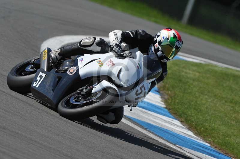 Motorcycle action photographs;donington;donington park leicestershire;donington photographs;event digital images;eventdigitalimages;no limits trackday;peter wileman photography;trackday;trackday digital images;trackday photos