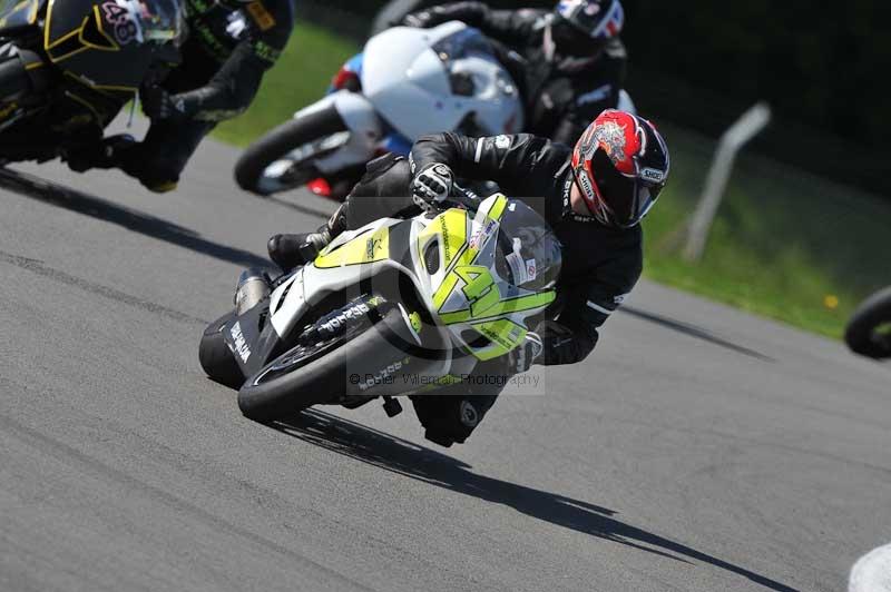 Motorcycle action photographs;donington;donington park leicestershire;donington photographs;event digital images;eventdigitalimages;no limits trackday;peter wileman photography;trackday;trackday digital images;trackday photos