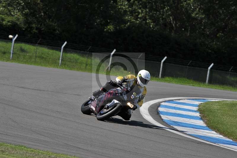 Motorcycle action photographs;donington;donington park leicestershire;donington photographs;event digital images;eventdigitalimages;no limits trackday;peter wileman photography;trackday;trackday digital images;trackday photos