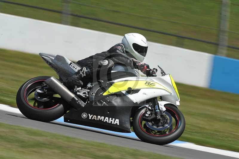 Motorcycle action photographs;donington;donington park leicestershire;donington photographs;event digital images;eventdigitalimages;no limits trackday;peter wileman photography;trackday;trackday digital images;trackday photos