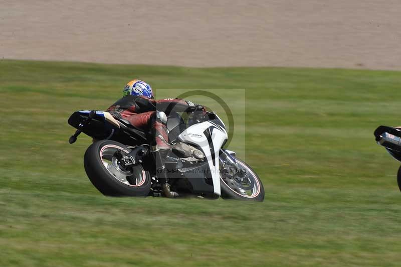 Motorcycle action photographs;donington;donington park leicestershire;donington photographs;event digital images;eventdigitalimages;no limits trackday;peter wileman photography;trackday;trackday digital images;trackday photos