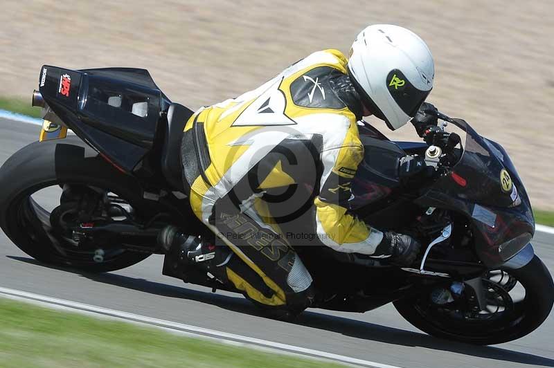 Motorcycle action photographs;donington;donington park leicestershire;donington photographs;event digital images;eventdigitalimages;no limits trackday;peter wileman photography;trackday;trackday digital images;trackday photos