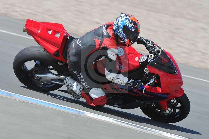 Motorcycle action photographs;donington;donington park leicestershire;donington photographs;event digital images;eventdigitalimages;no limits trackday;peter wileman photography;trackday;trackday digital images;trackday photos